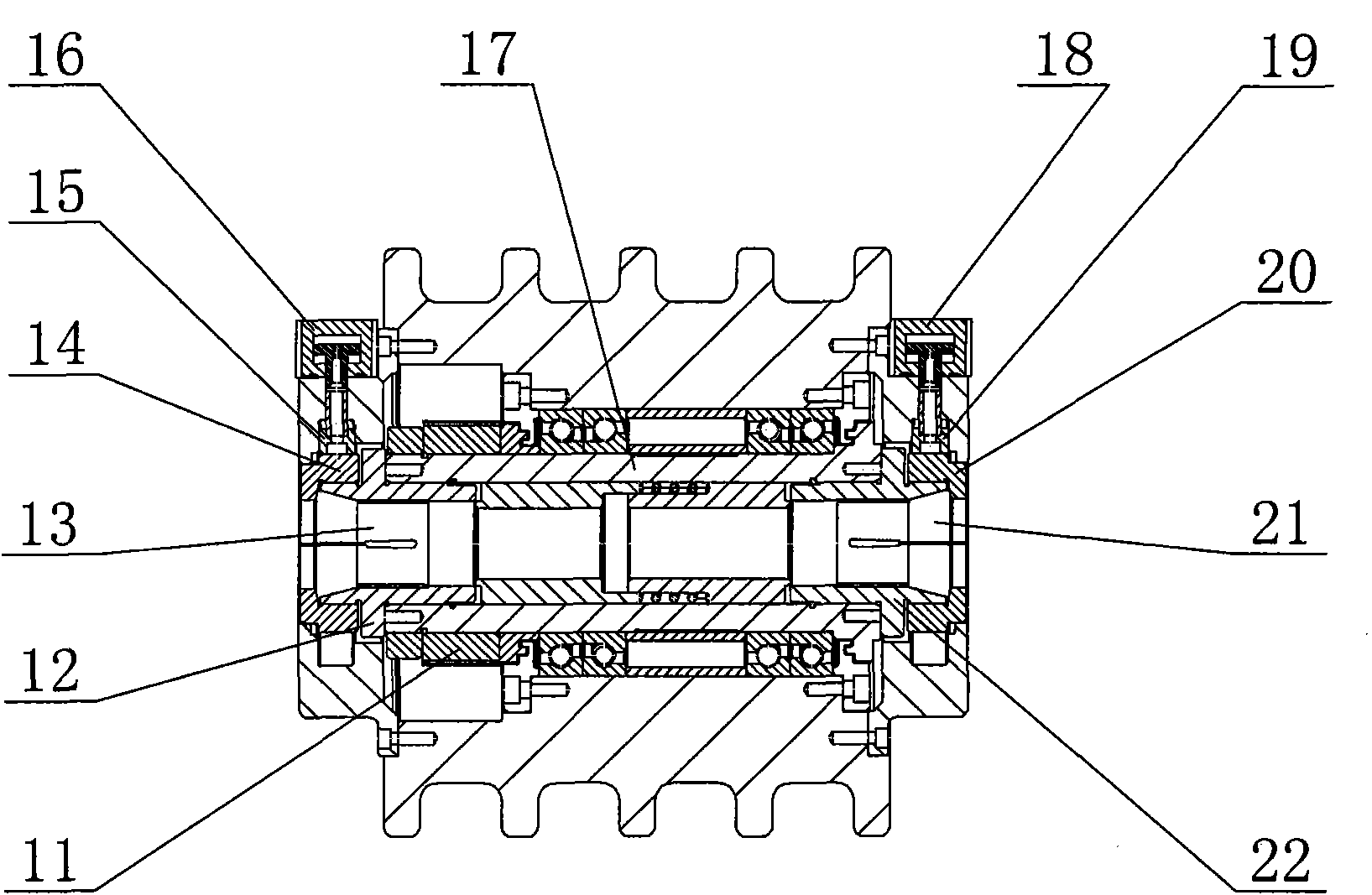 Lengthened head structure of main shaft of double-sided vehicle