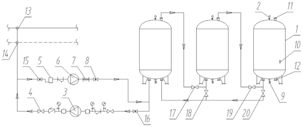 Anti-freezing secondary refrigerant recycling device for central air-conditioning system of energy tower