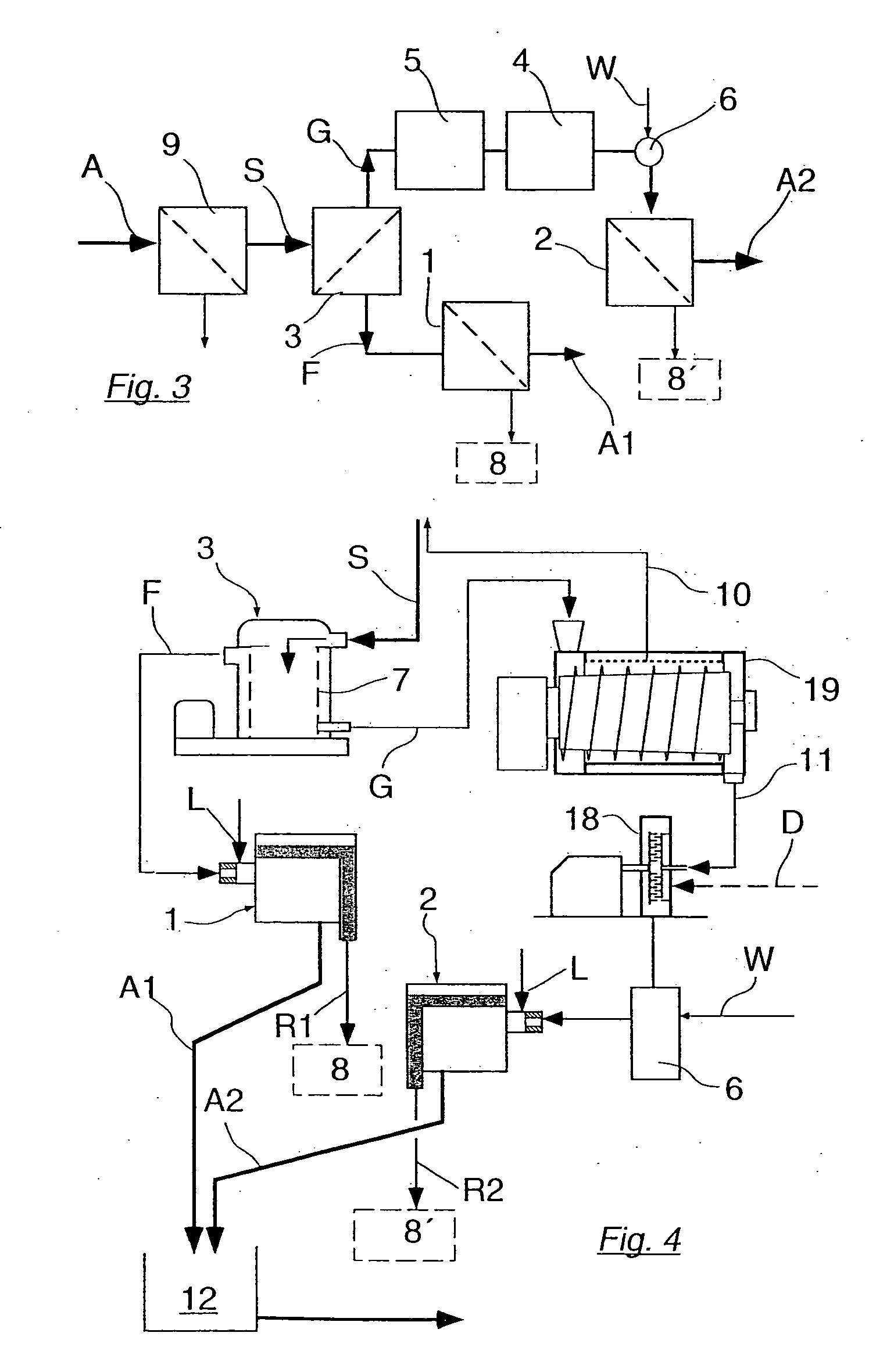 System and method for removing foreign particles from an aqueous fibrous suspension