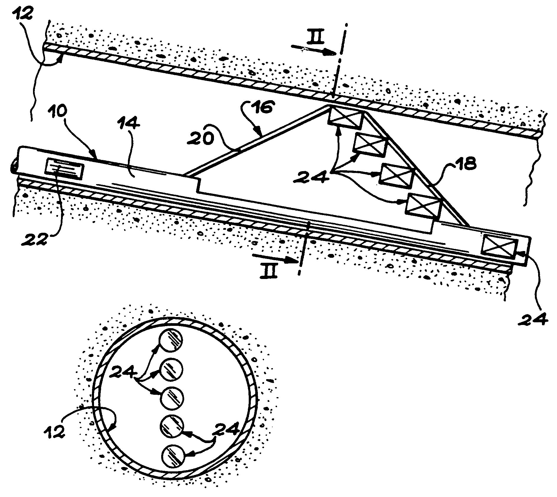 Method and apparatus for acquiring data in a hydrocarbon well in production