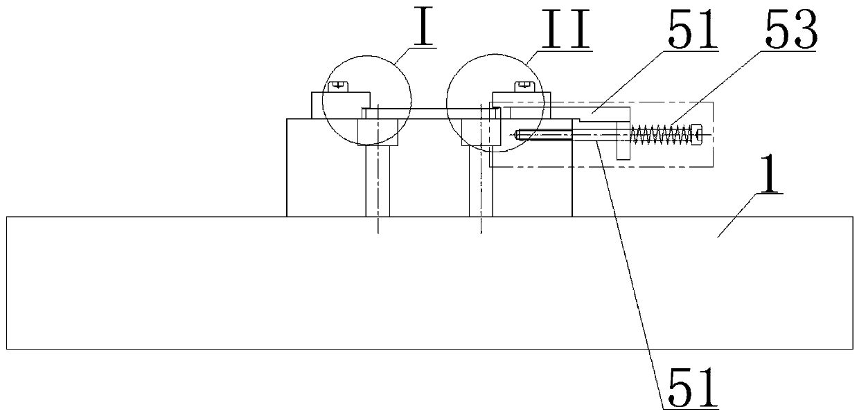 Stamping mold facilitating material plate positioning