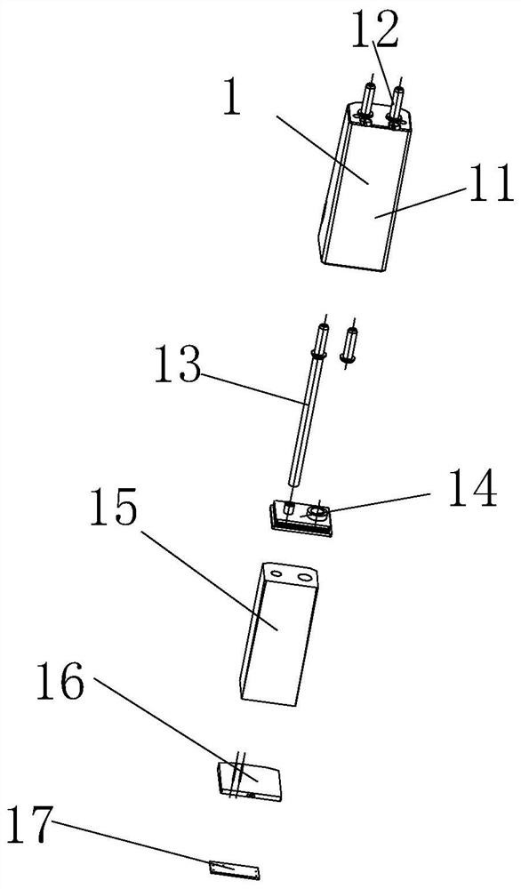 Multi-combination smoke generator with low voltage and low power consumption