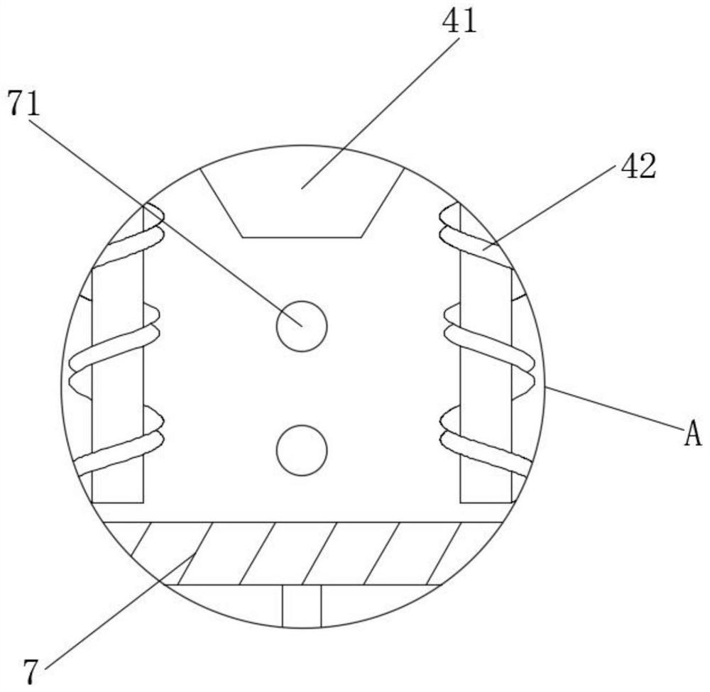 Livestock breeding feed mixing device capable of cleaning residual feed on inner wall and using method