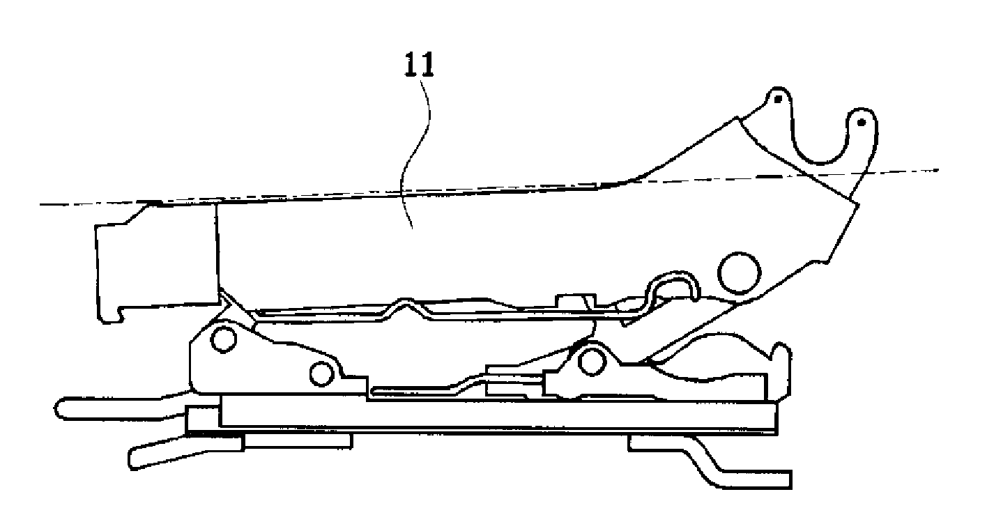 Apparatus for tilting vehicle seat cushion