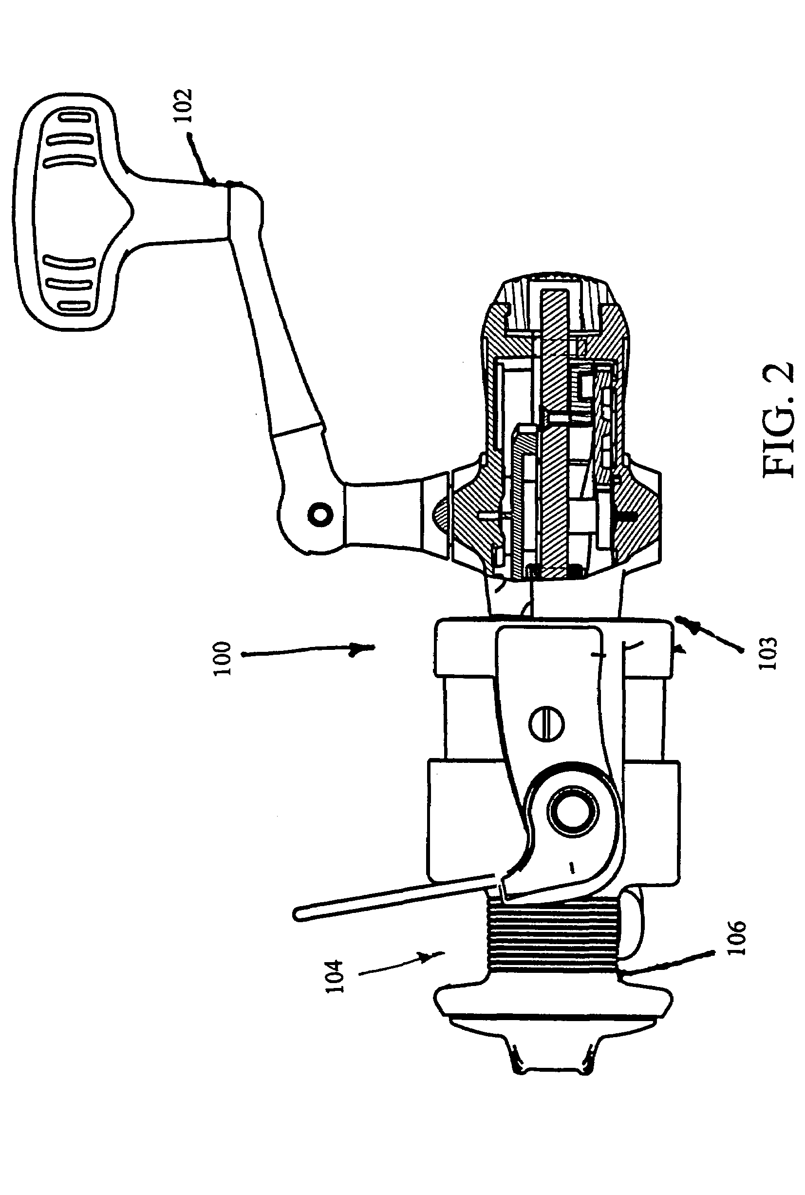 Fishing reel with uniform oscillation system