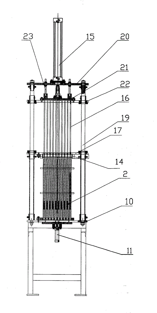 Method for automatically assembling and producing fireworks