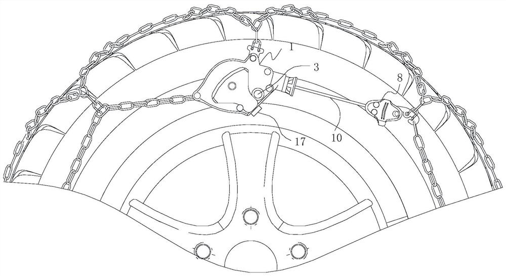 High-bearing type antiskid chain automatic locker capable of meeting use requirements of truck