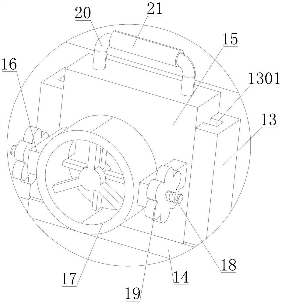 Spinning device capable of protecting needle head