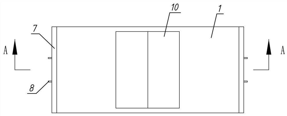 An automatic unpacking device for cement bags