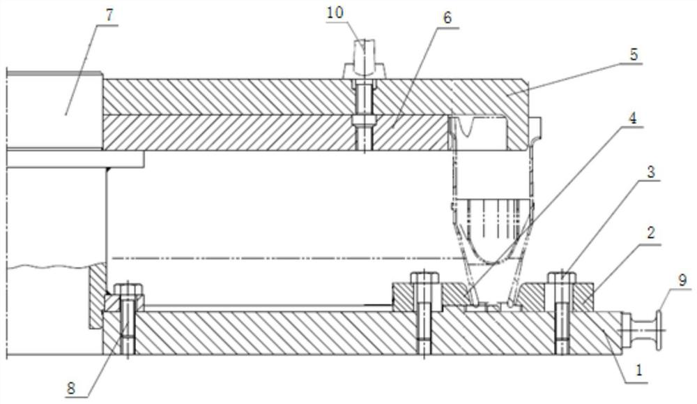 A limit device and clamping method for heat treatment of a double-layer structure welded assembly