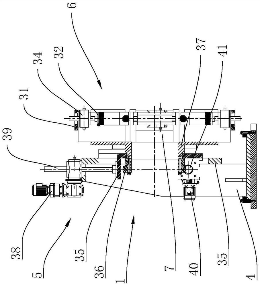 Four-axis length variable adjustable square tube machine based on press roller dislocation design