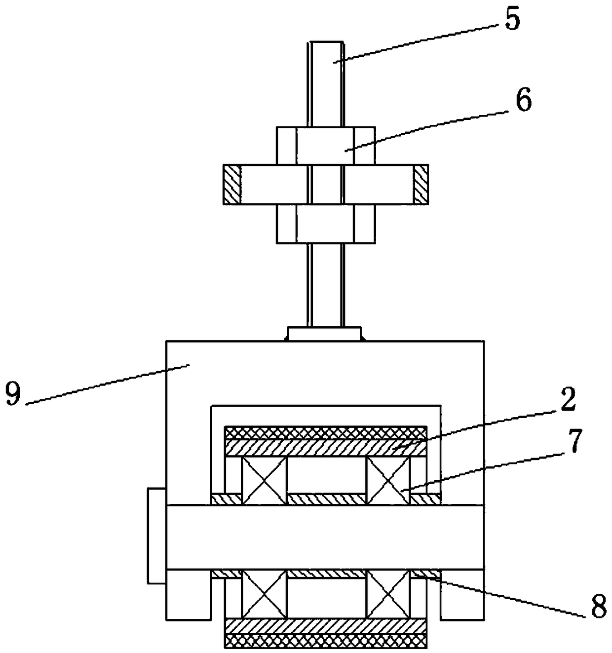 A lithium battery electrode sheet roll wrinkle prevention device and method