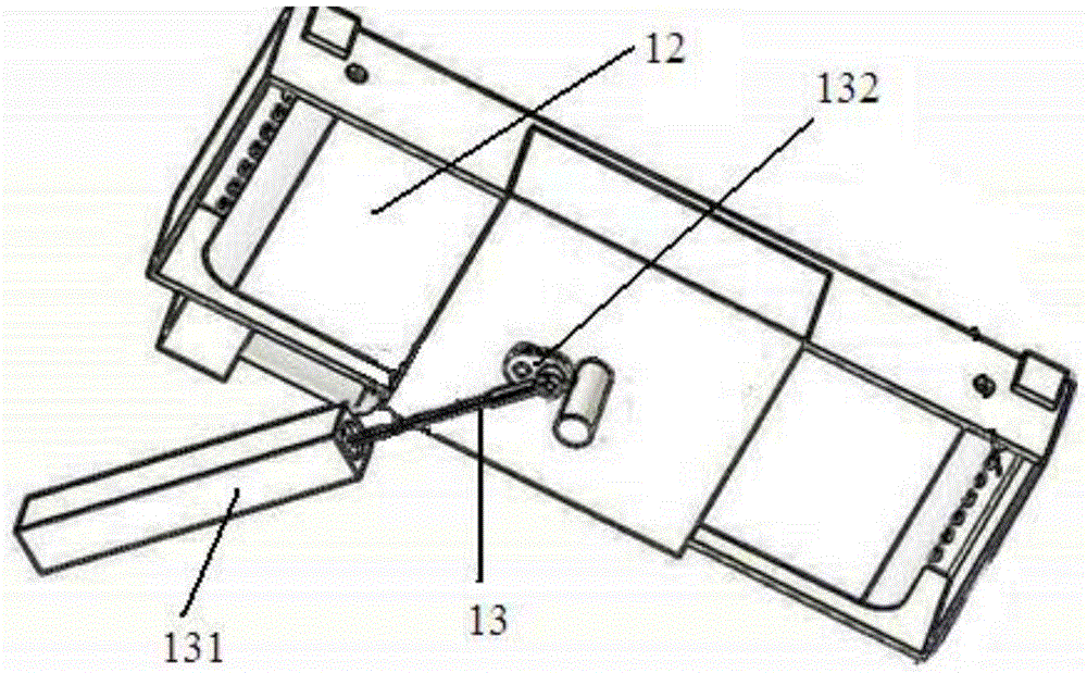 Solid-liquid separation device for capsule preparation