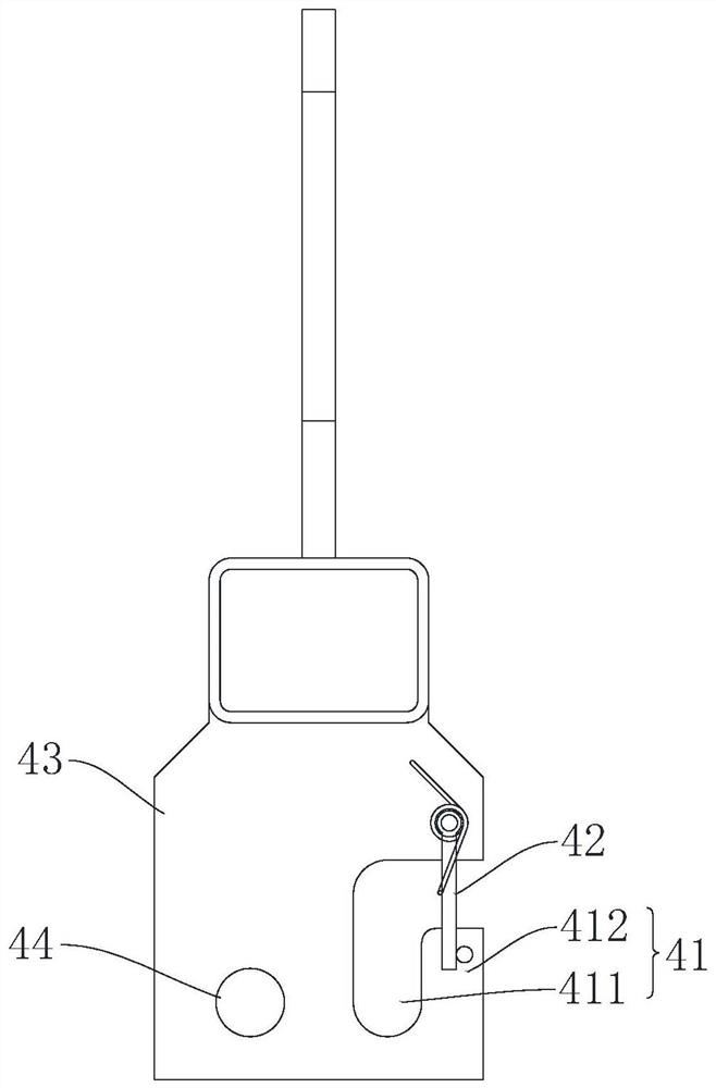 Cage winch lifting appliance