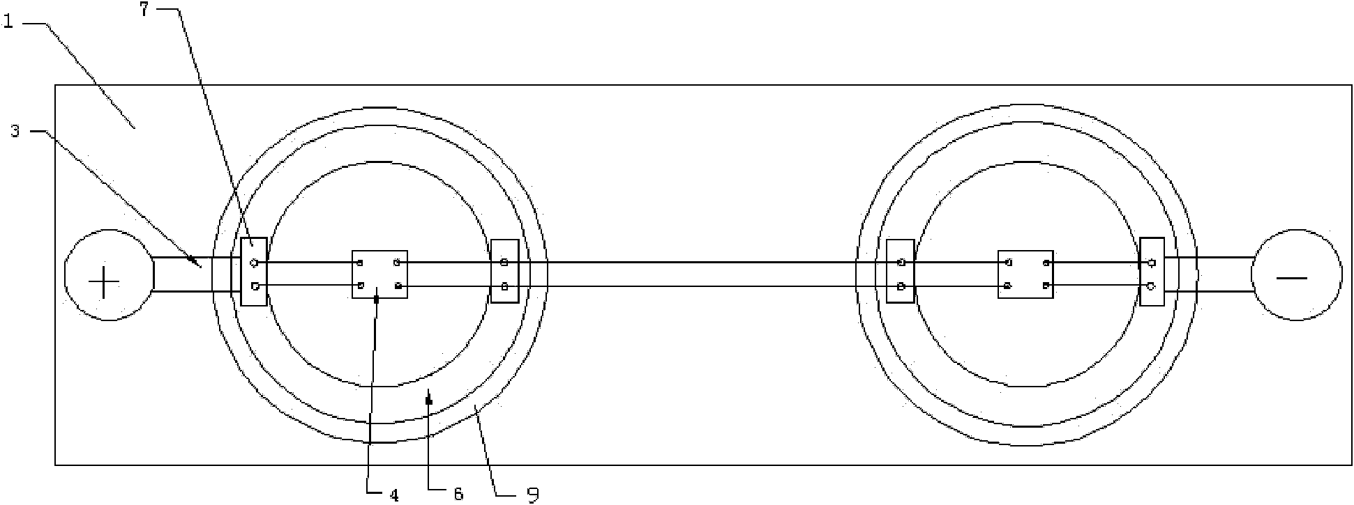 Heat radiator and electrode integrated heat radiating device and manufacturing method thereof