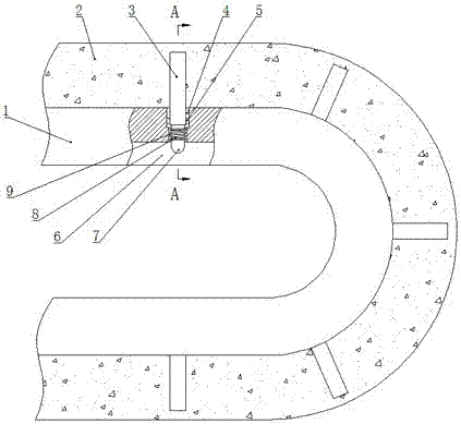 Waveform conveyor belt with flanges