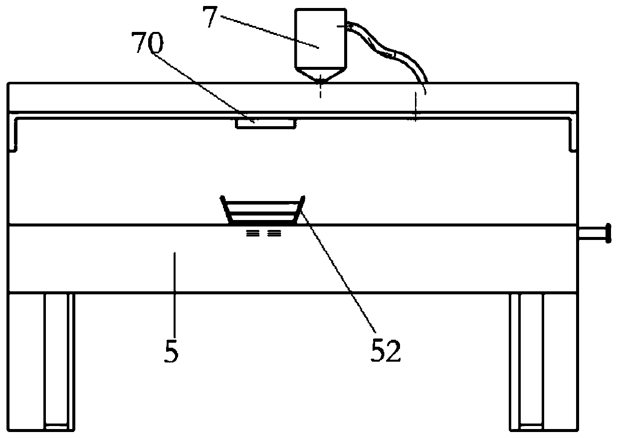 An environment-friendly barbecue machine and its method for absorbing cooking fumes