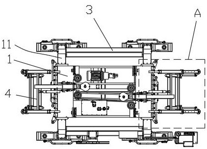 Large self-deformation rubber-tyred rail construction vehicle