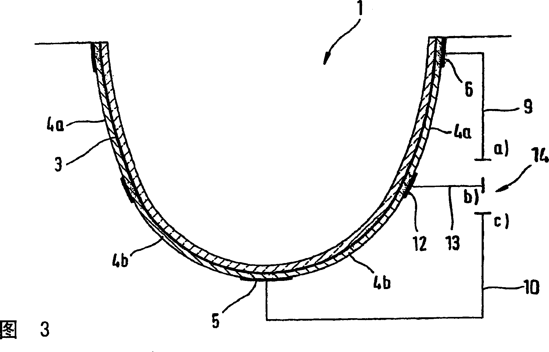 Cooking device comprising non-planar, multi-dimensionally configured cooking surface composed of glass or glass ceramic