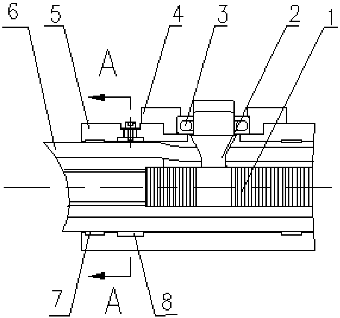 A flow-through contact limiting device in a dynamic connection structure