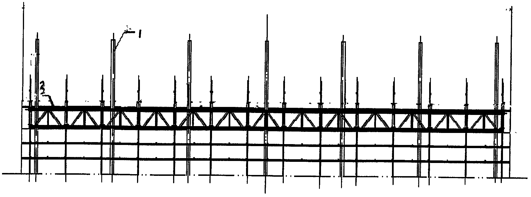 Single-side side wall slip form and construction method