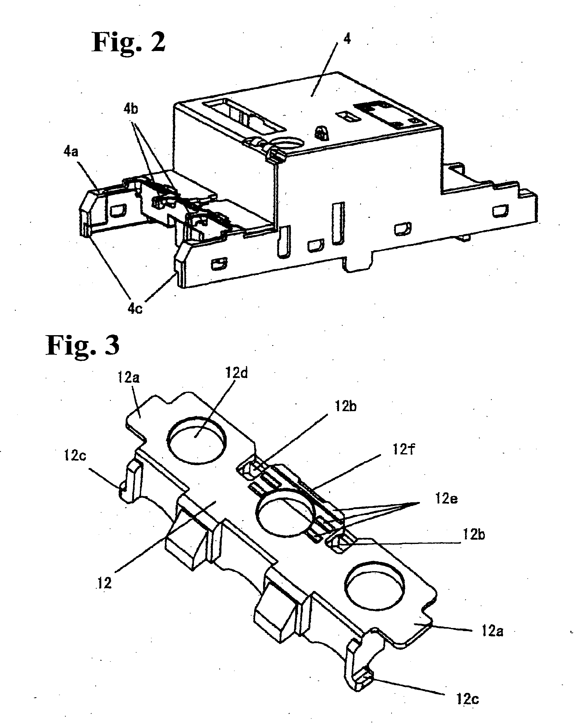 Circuit breaker and terminal cover