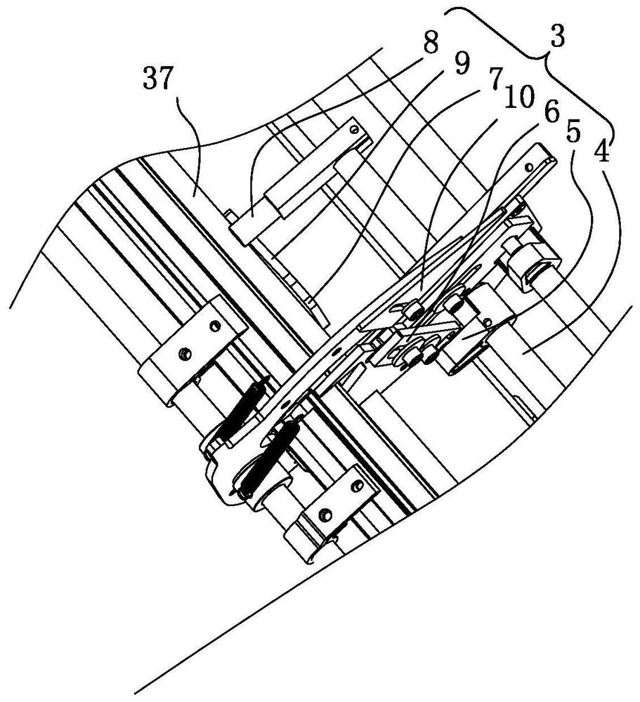 Mechanical automatic feeding device and feeding method thereof