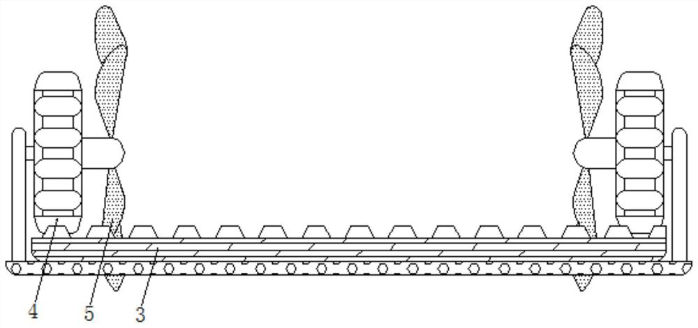 Smashing device for rubber processing with duplex cooling effect