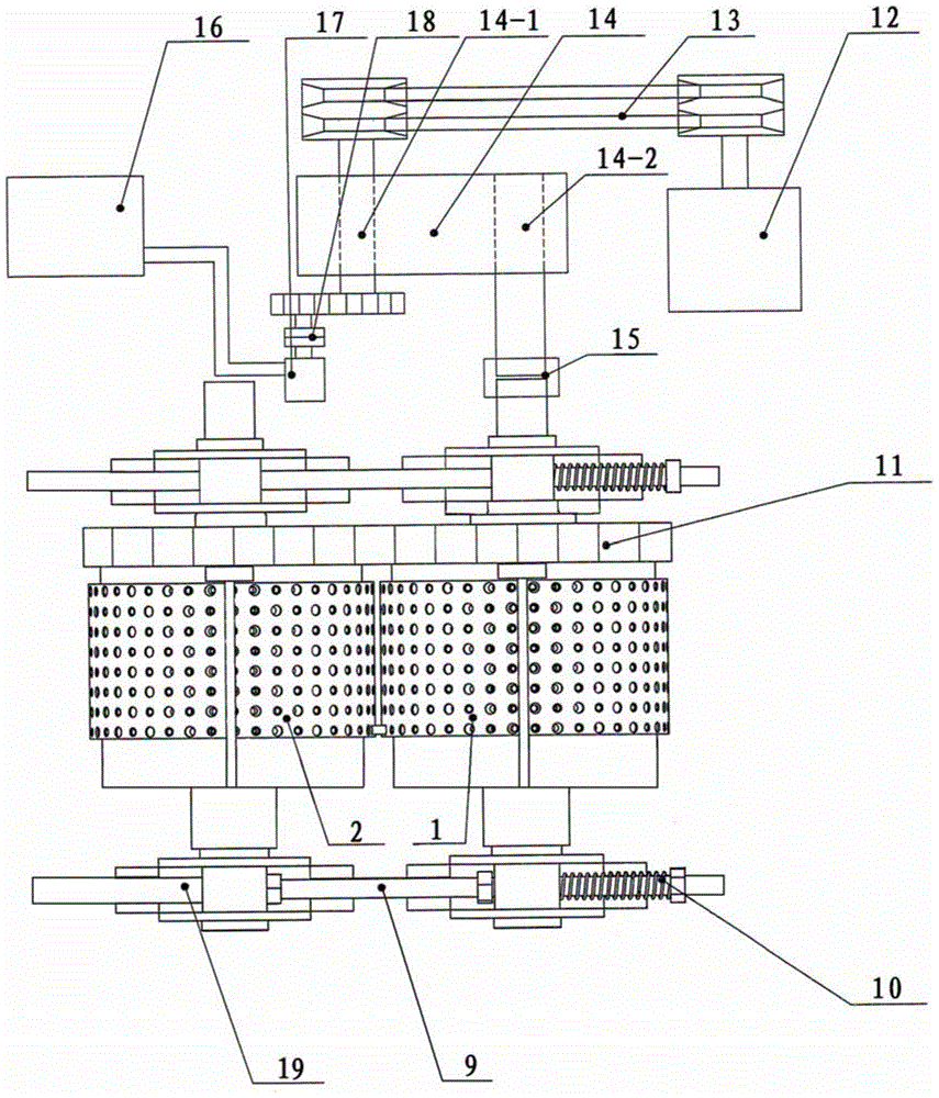 A rotary plunger type straw granulator