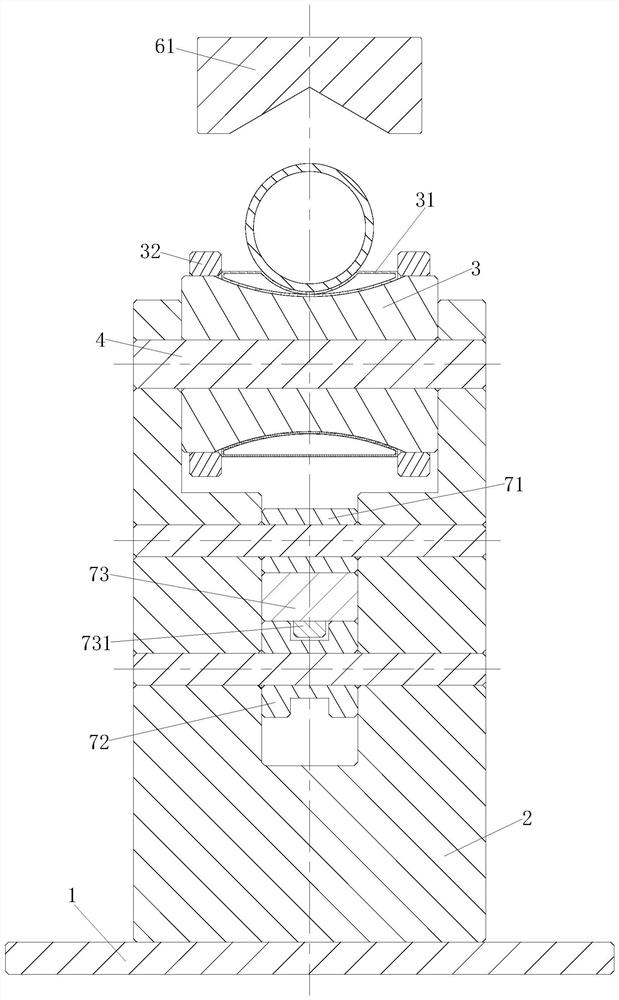 Rapid drilling clamp for round pipe