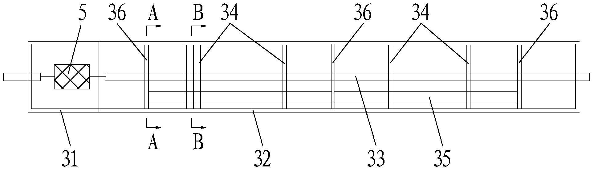 Method and device for simulating axial interaction between undersea pipe system structure and seabed soil body