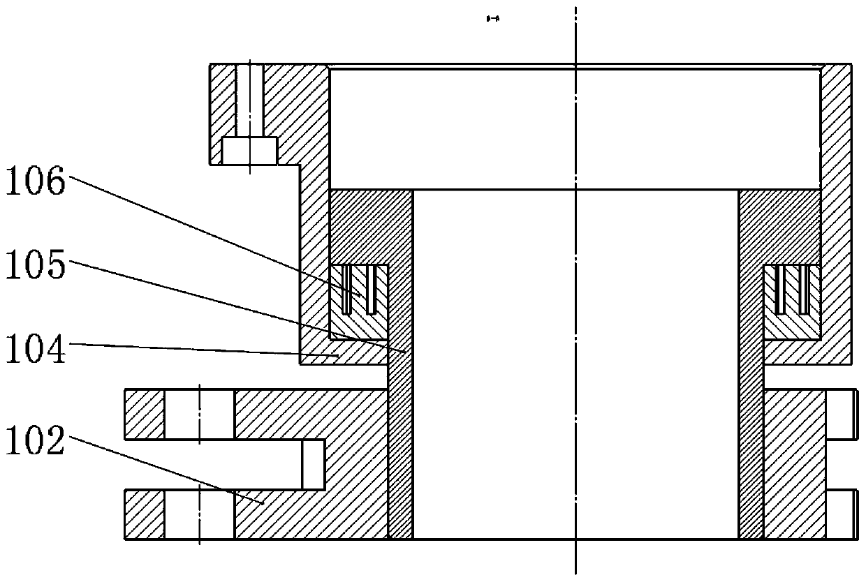 A handheld self-adaptive laser cleaning device with self-converting dual-wavelength laser beams