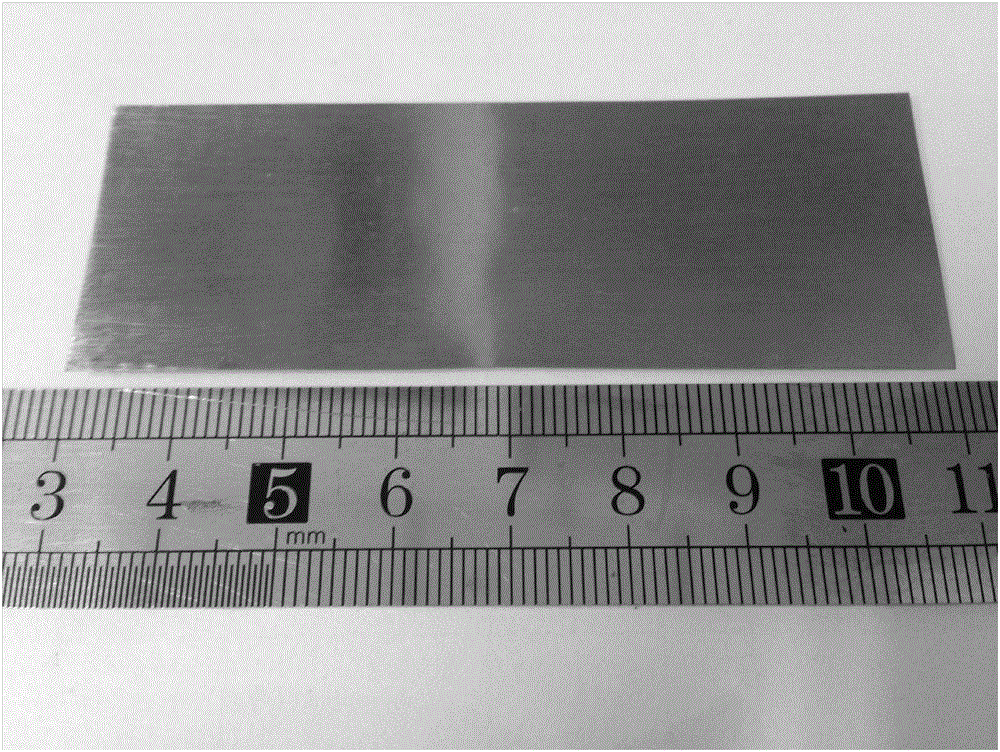 Preparing method for three-dimensional nanometer porous graphene