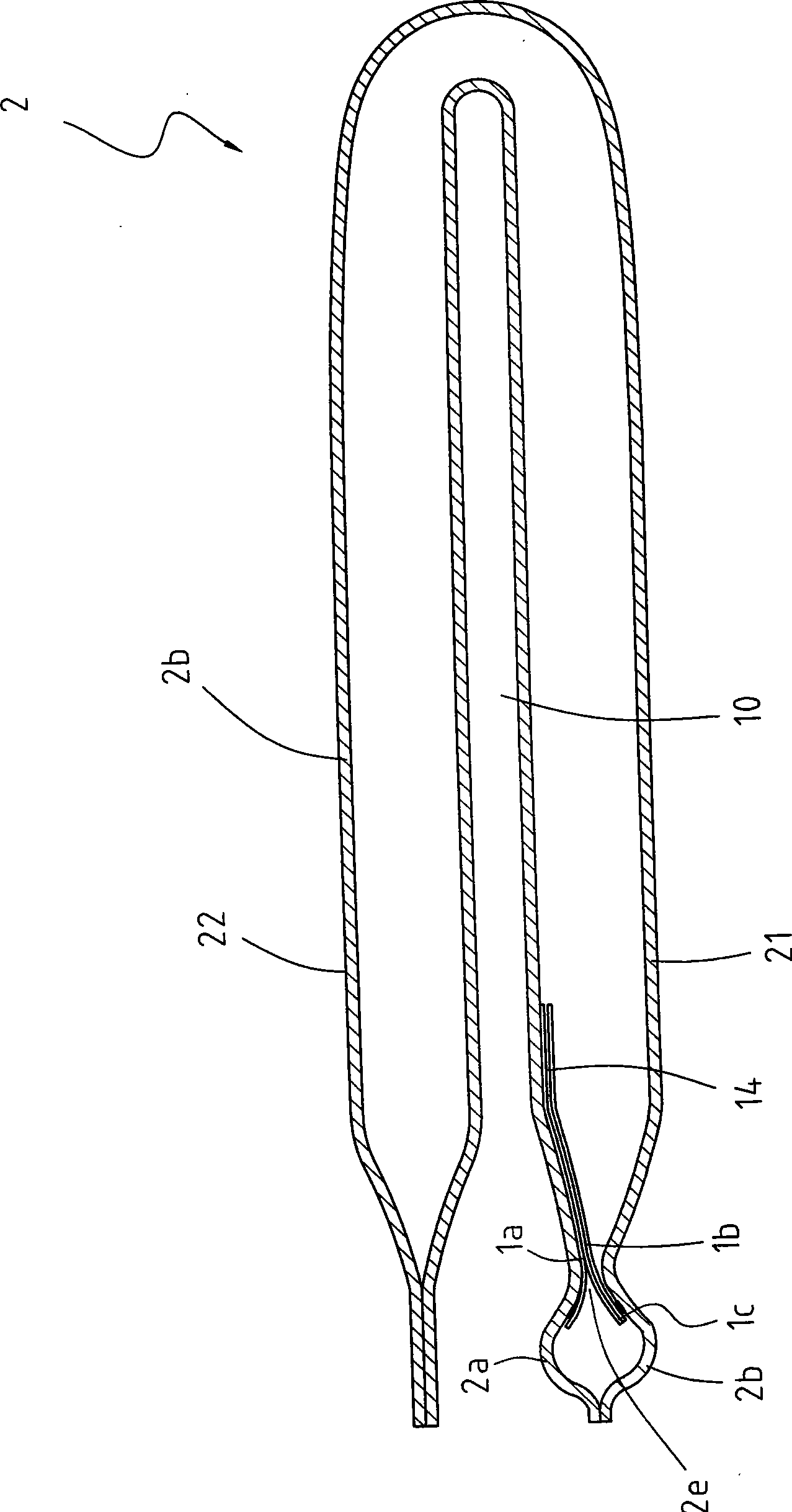 Vacuum suction type gas packing bag and packing method thereof