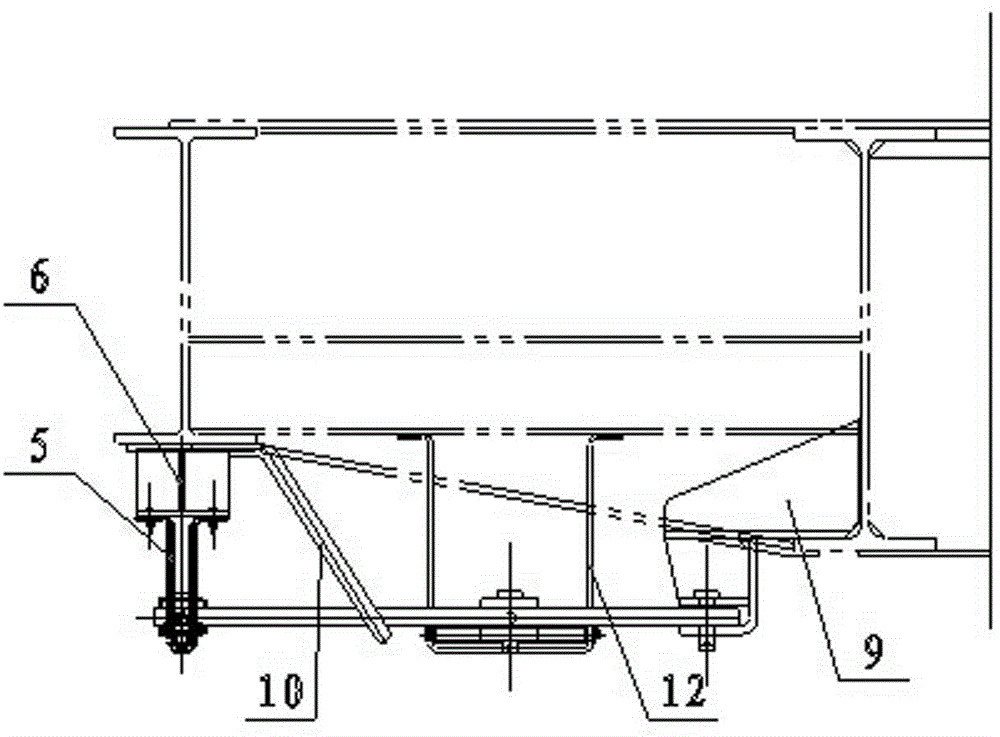 Railway wagon hand braking device