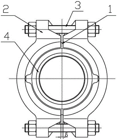 High-pressure self-tightening flange