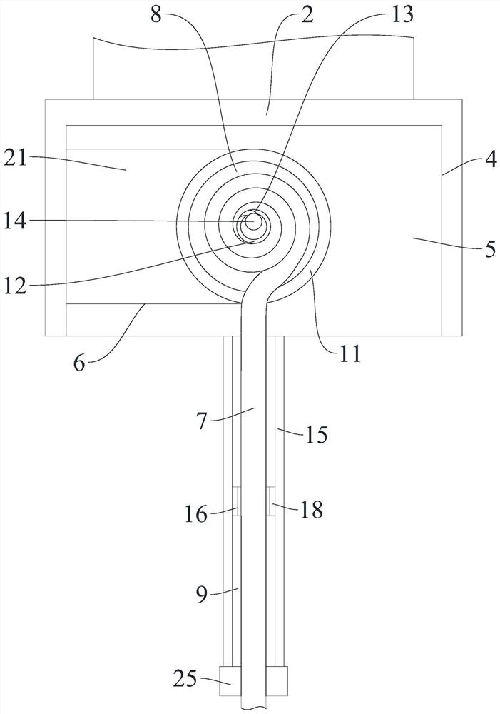 Wireless temperature transmitter with pull-out detection mechanism