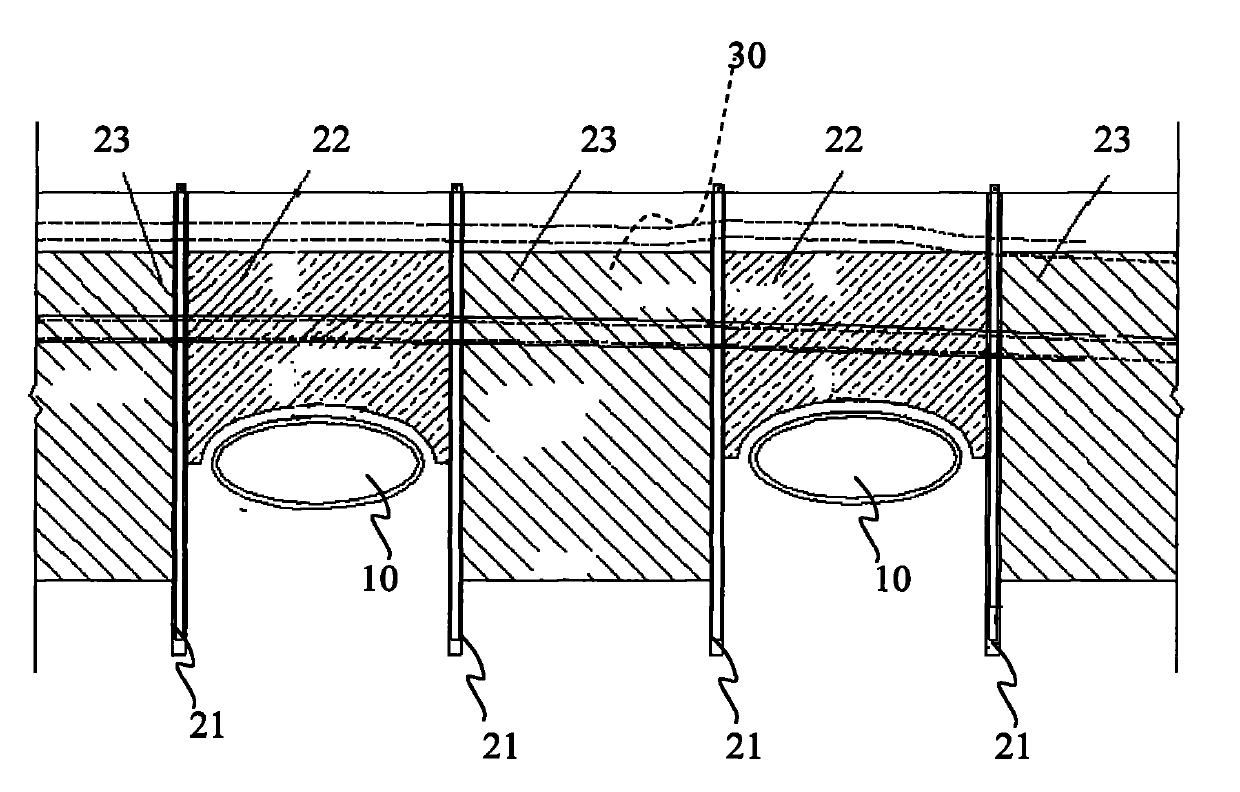 Constructing method for basic pit at the upper part of shield tunnel