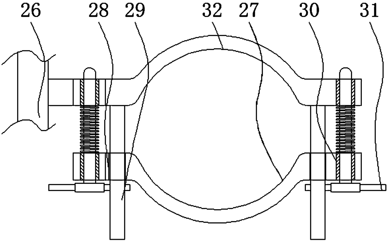 Mechanical filtering device integrating filtration and extraction and having clamping structure