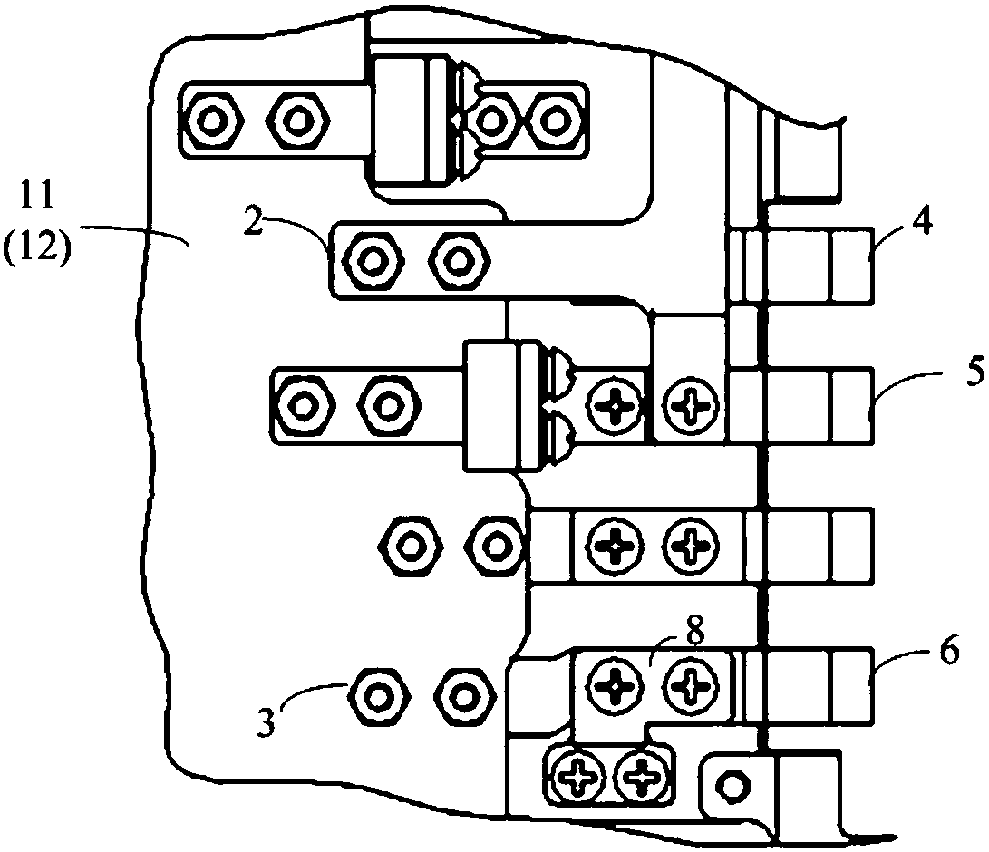 Power bus apparatus for improving power mass ratio of power supply controller