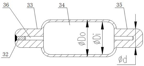 Connection compensation device for preventing local low temperature of high-temperature furnace chamber prepared from single crystal material