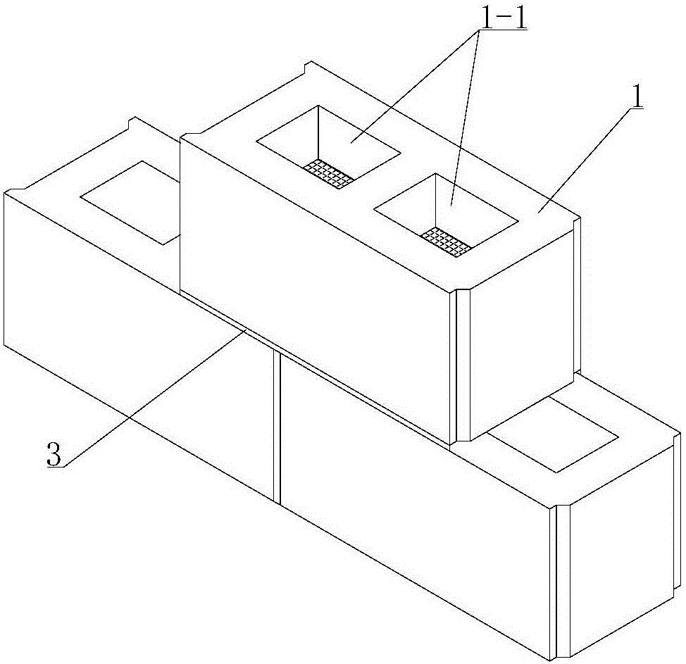 Reinforced masonry wall structure filled with rammed earth and construction method thereof