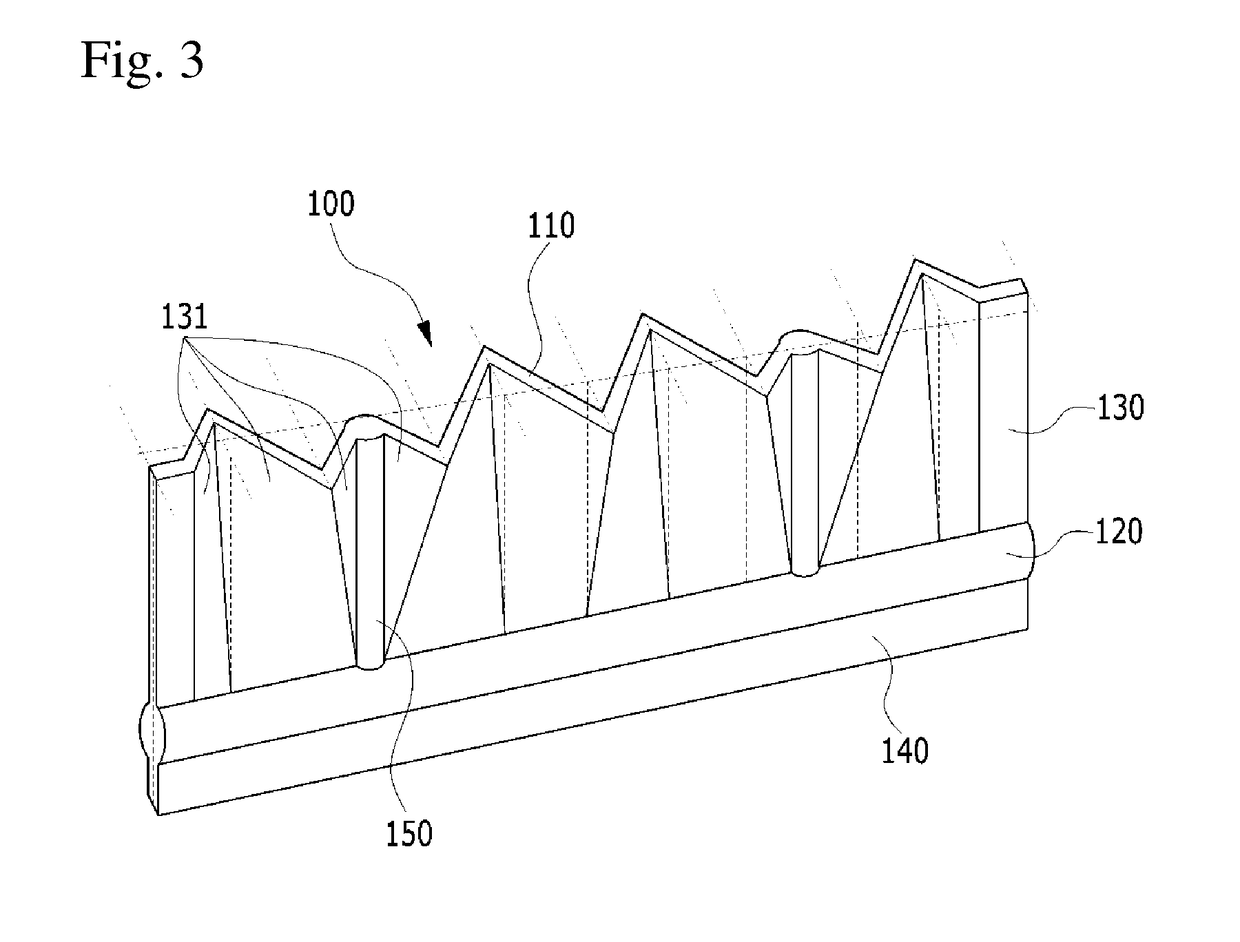 Three-dimensional tread kerfs of vehicle tire