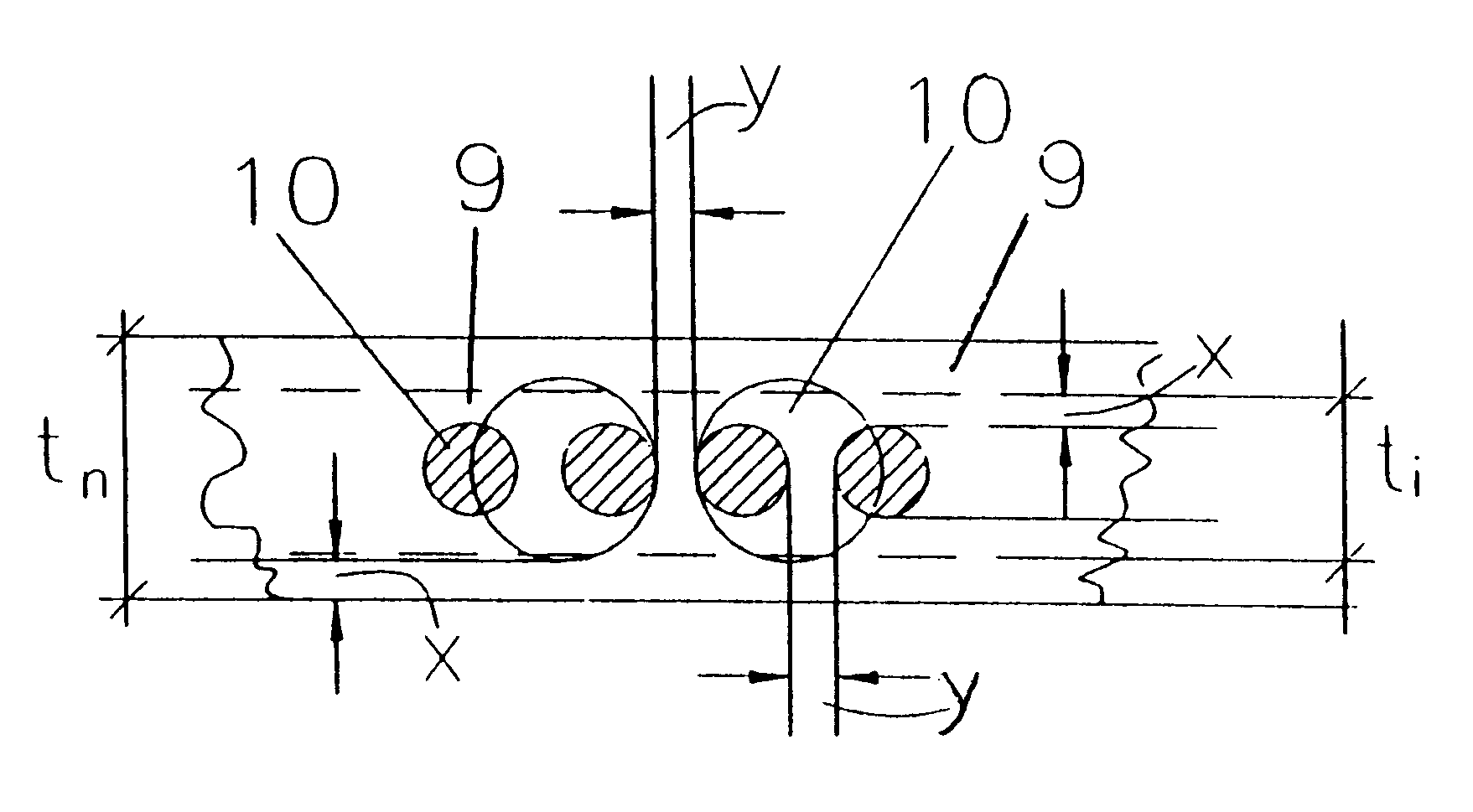 Reinforcing fabric for an article made from elastomeric material and corresponding article comprising this fabric