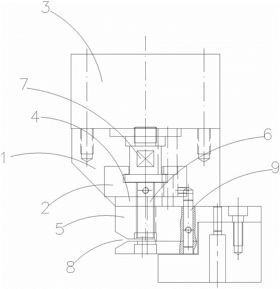 Automatic precise punching device and operation method thereof