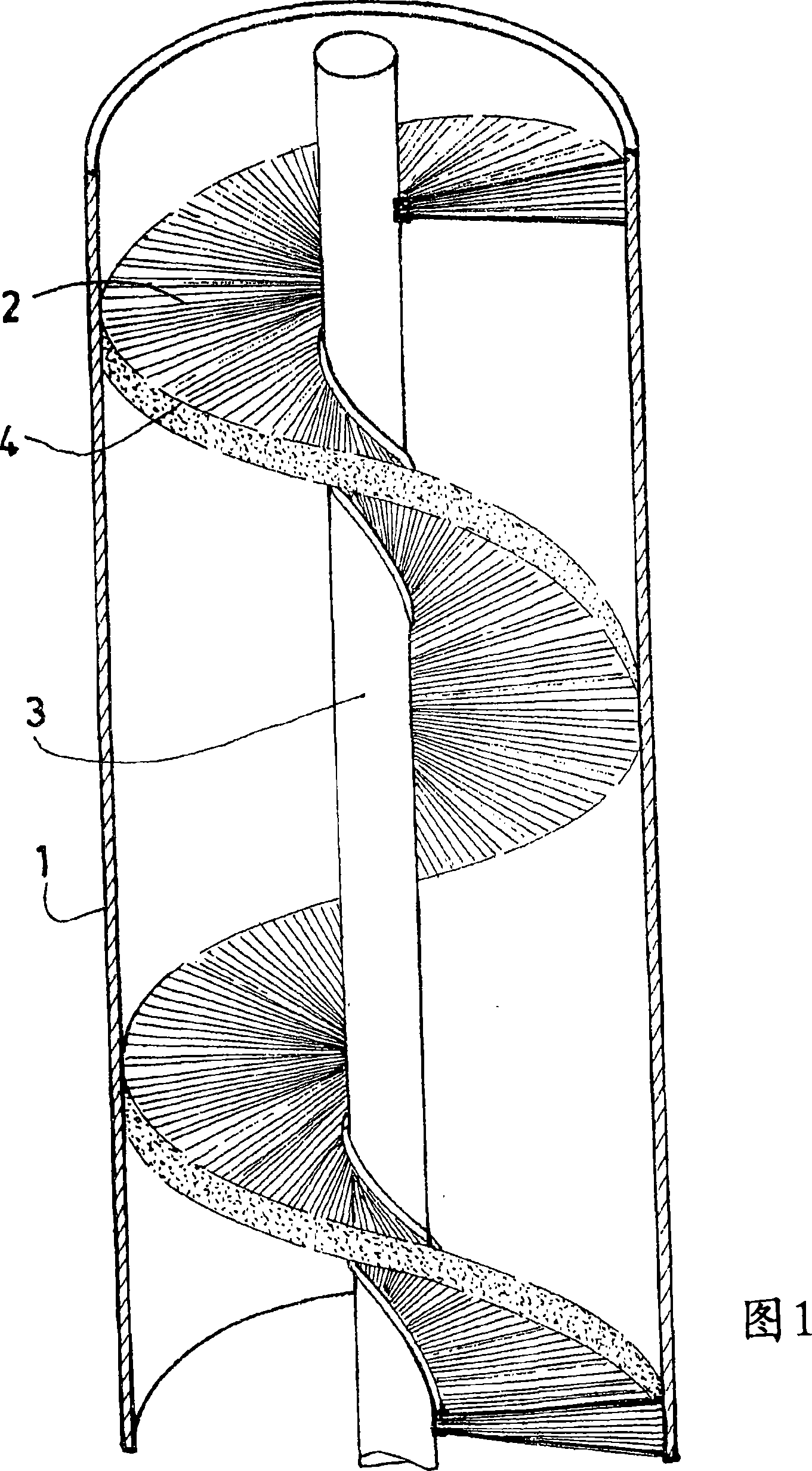 Device for loading a vessel with solid particles and method using said device