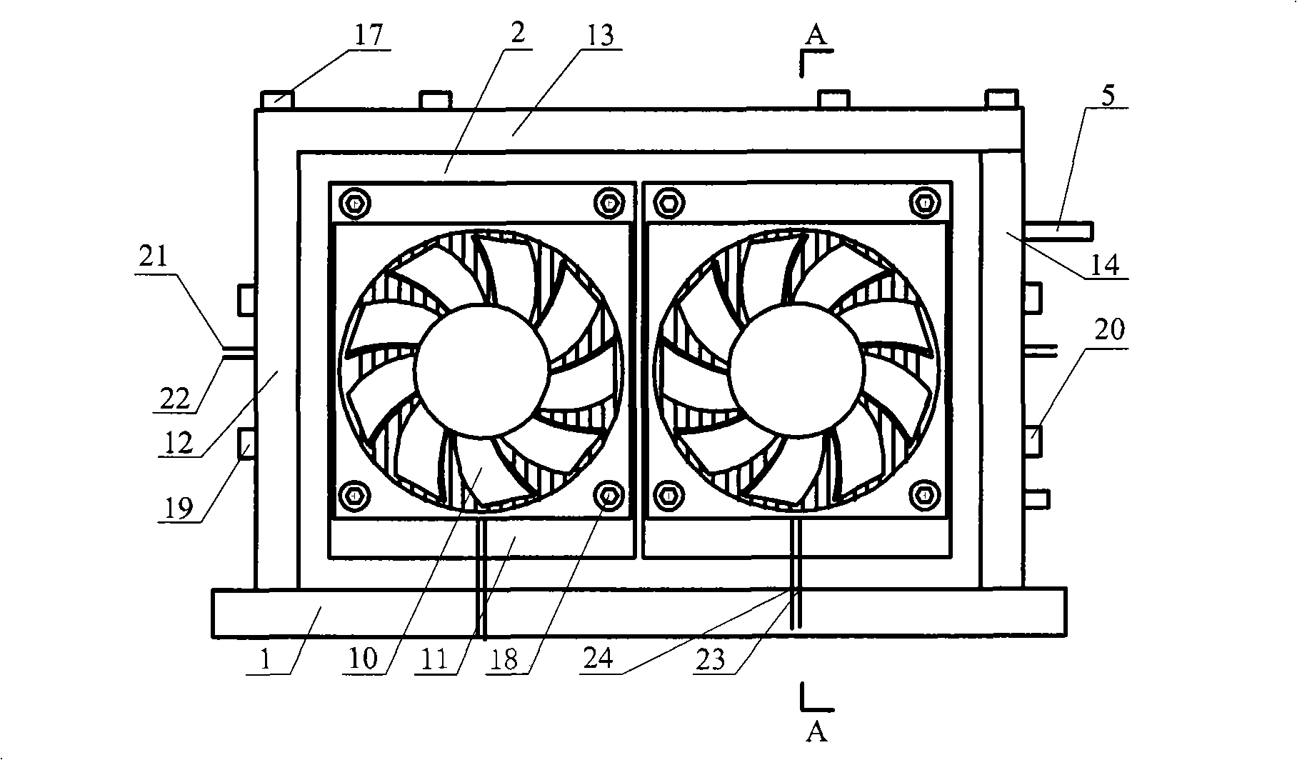 Device for heating and refrigerating flowing liquid