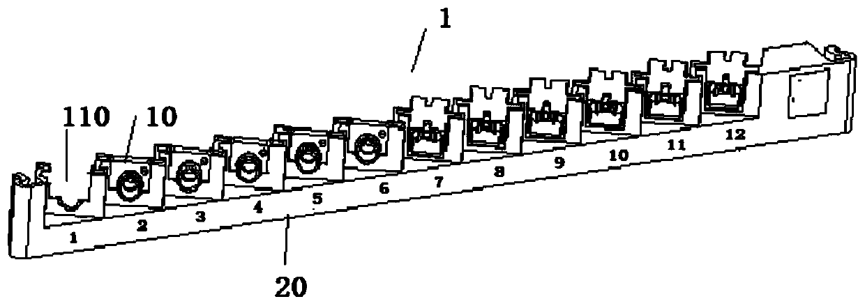 Intelligent optical fiber adapter holder, fiber distribution and wiring device, and port positioning method