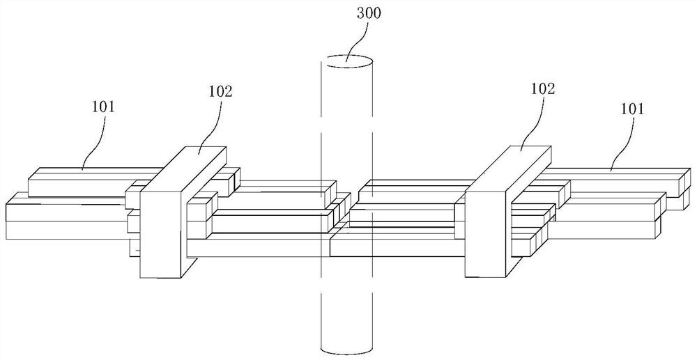 Dynamic mechanism and device for proton intensity-modulated radiation therapy and use method