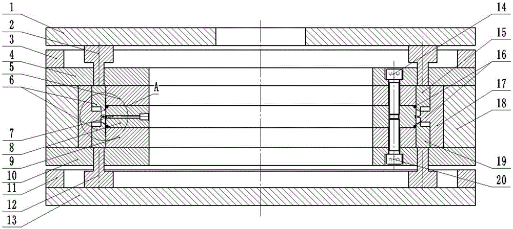 Single-pass integral molding device for M-shaped metal sealing ring